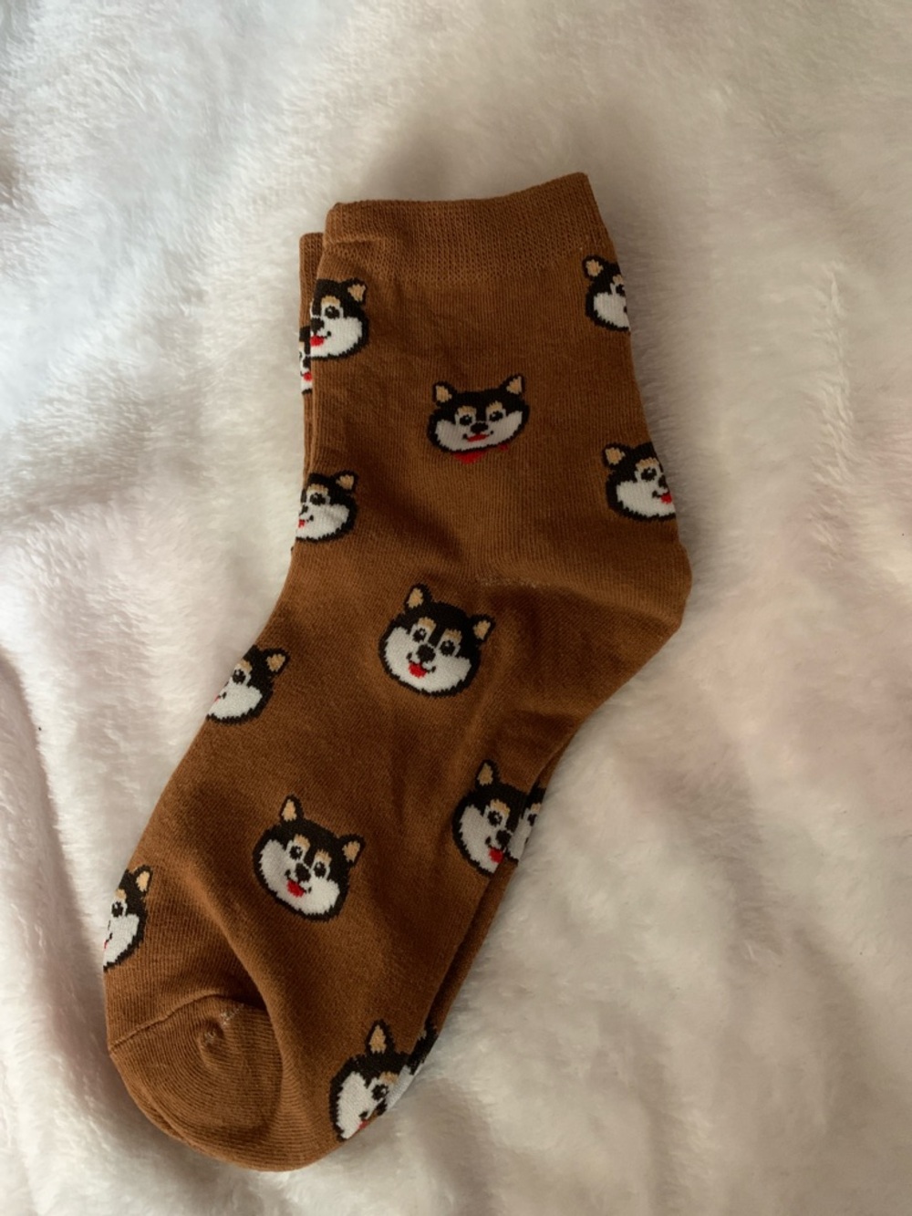 Dog Pattern socks in Brown, Black, Cream, Red - Picture 11 of 11